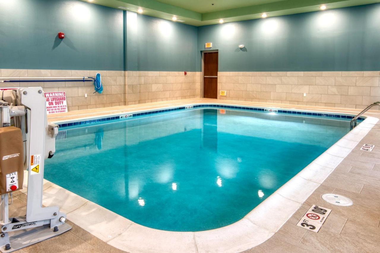 Holiday Inn Express & Suites - Omaha Downtown - Airport By Ihg Bagian luar foto