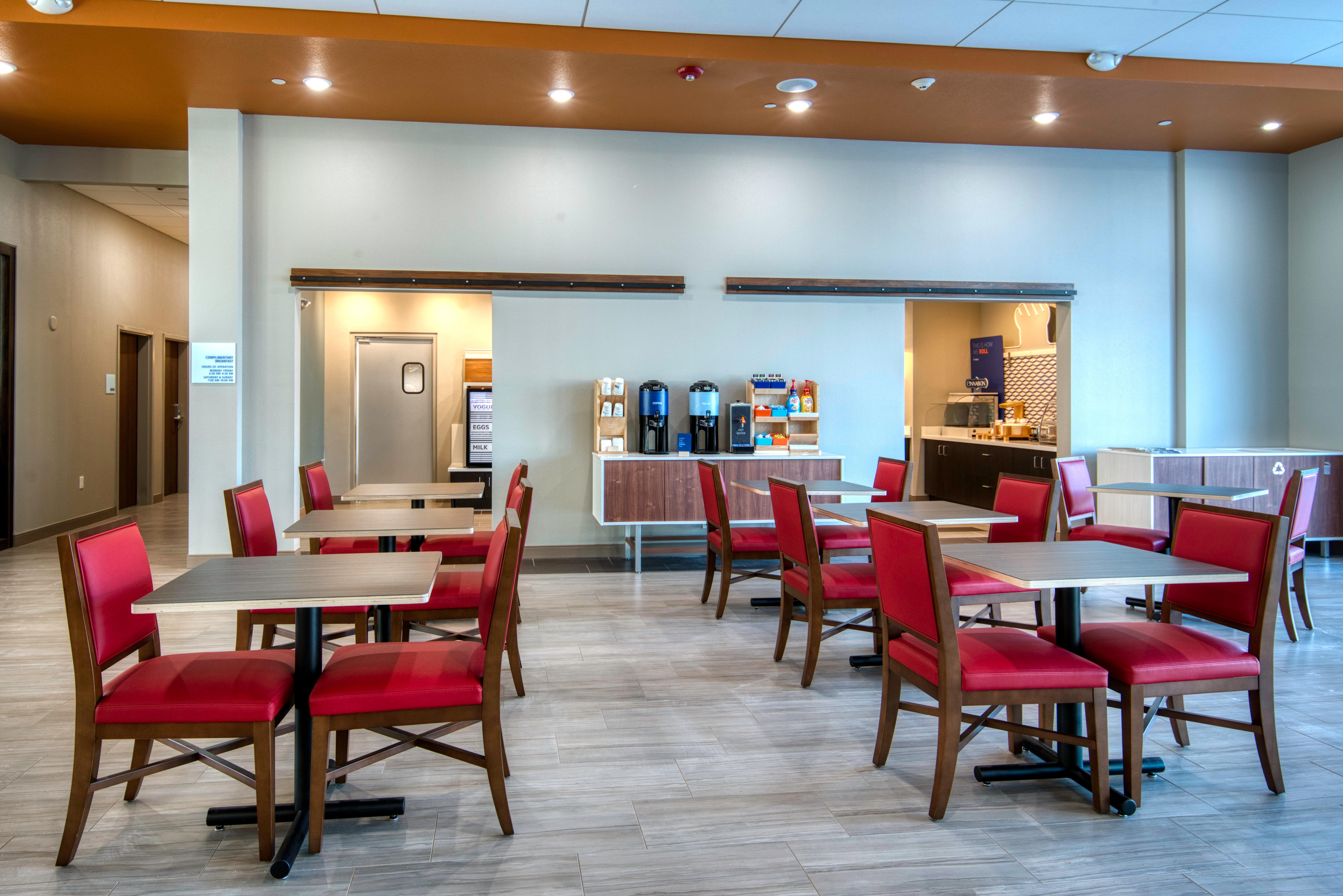 Holiday Inn Express & Suites - Omaha Downtown - Airport By Ihg Bagian luar foto