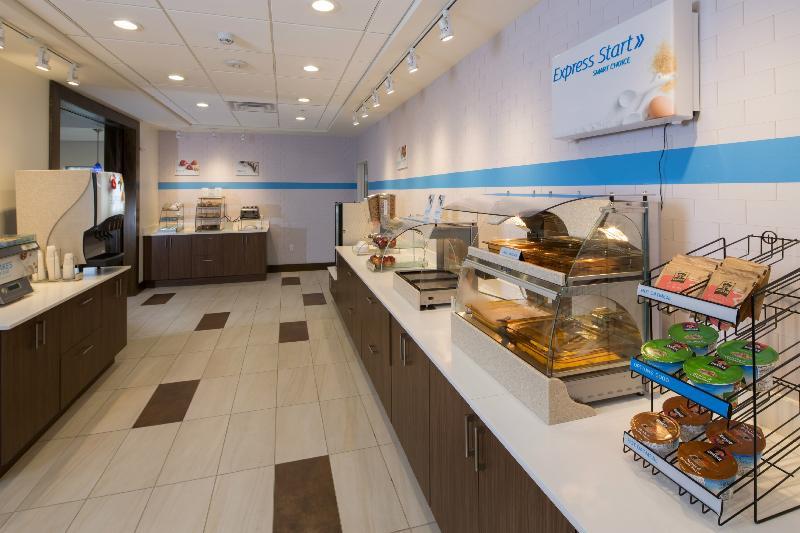 Holiday Inn Express & Suites - Omaha Downtown - Airport By Ihg Bagian luar foto